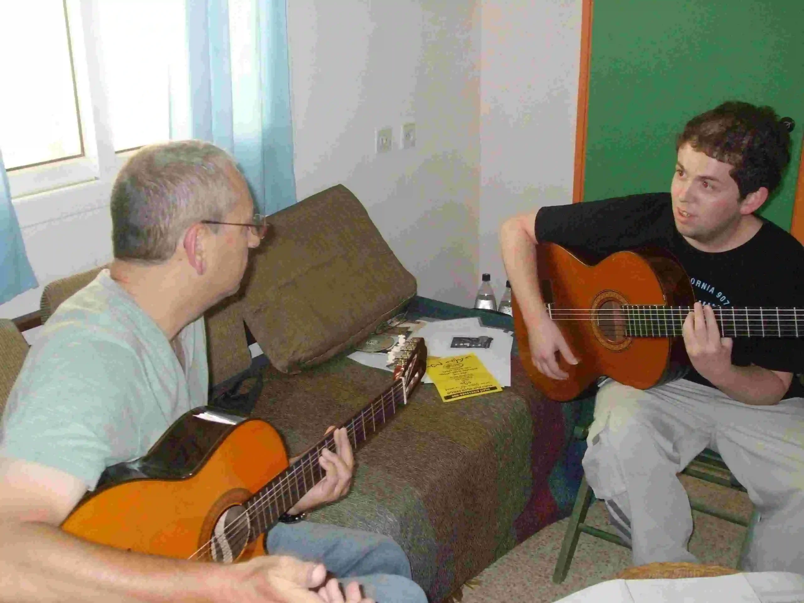 שיעור נגינה עם אוסקר שר