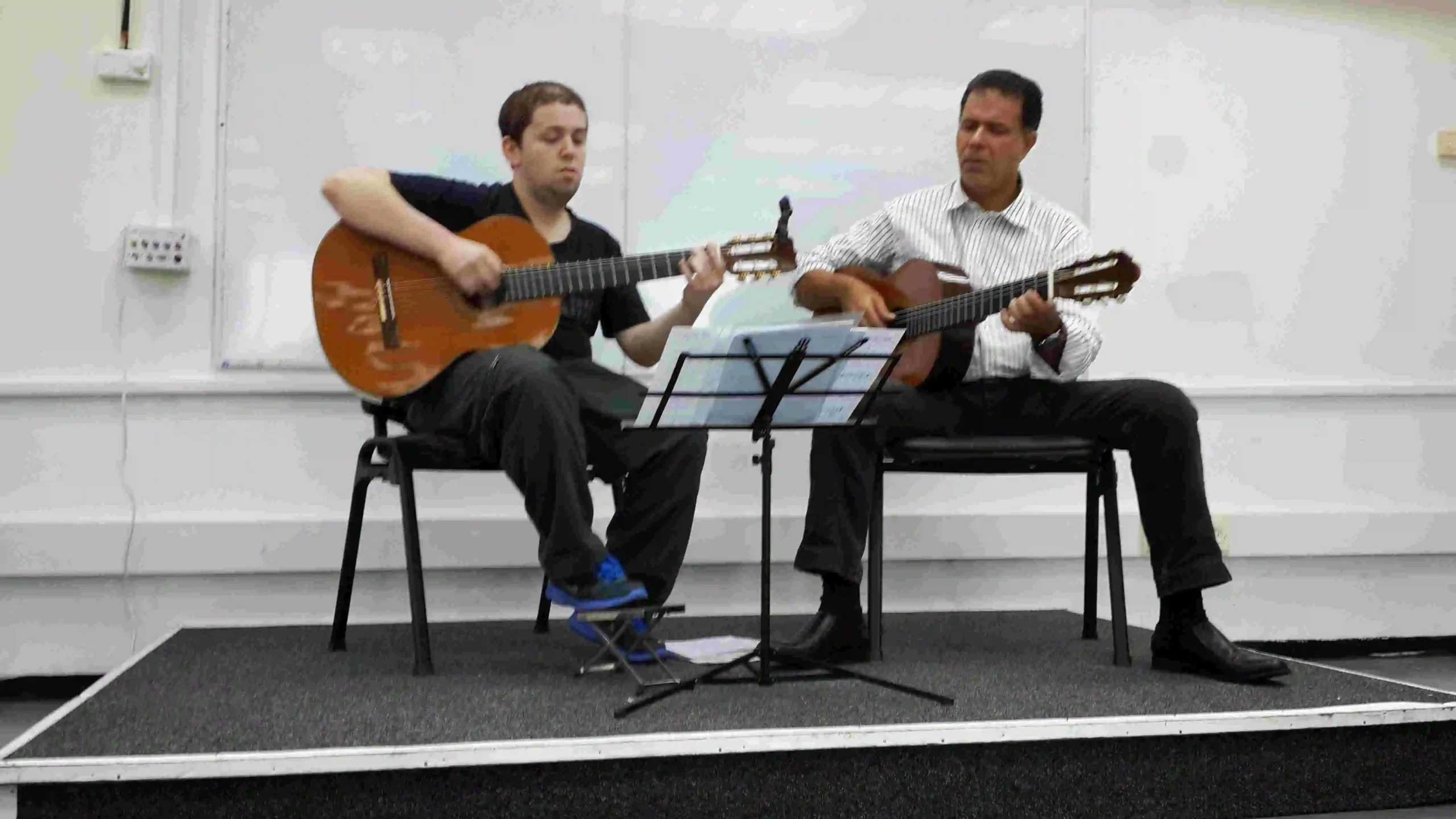 שיעורי גיטרה עם יורם זרביב